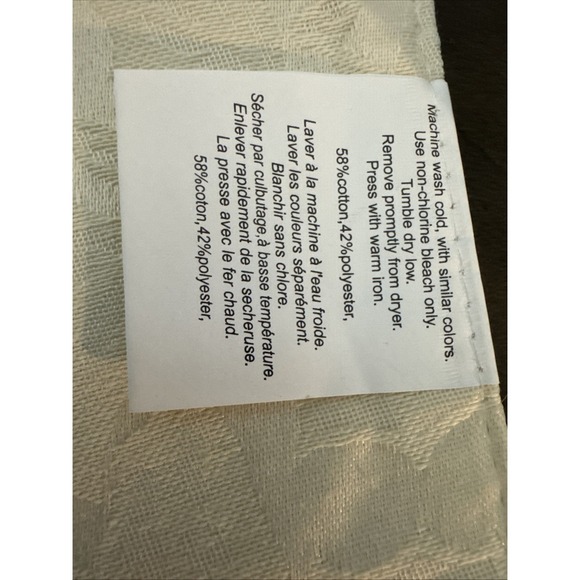 Spode Christmas Tree TABLE RUNNER~Red Ribbon Ivory Jacquard Damask 72"x14"~NEW - Picture 6 of 6